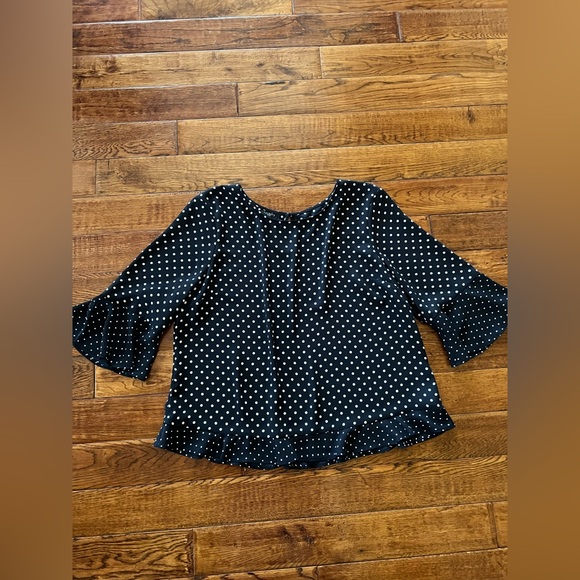Talbots Blouse with Bell Sleeves Polka Dot Black and White Size XLP - Picture 14 of 16